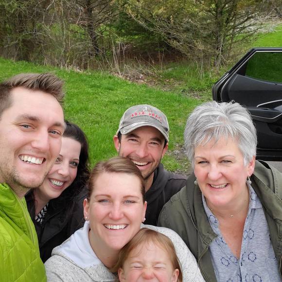 Meet your Posher, Kim - Picture 1 of 1